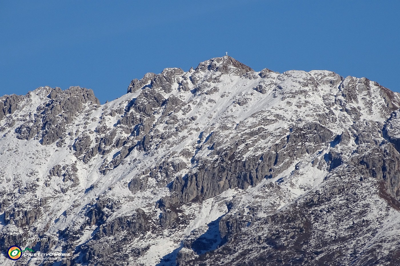80 Zoom in Alben.JPG